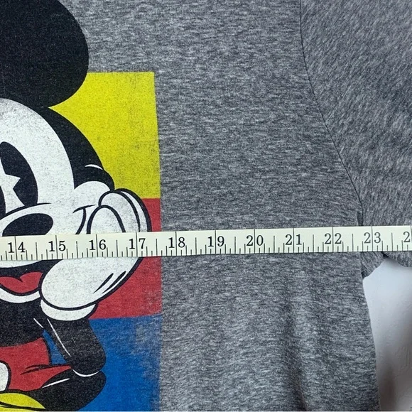 Official Disney Mickey Tee Shirt - Picture 5 of 5